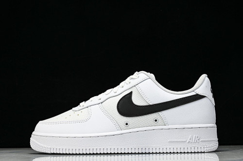 IR0952-100 AIR FORCE 1 07 LOW CASUAL SNEAKERS WHITE/BLACK/WHITE