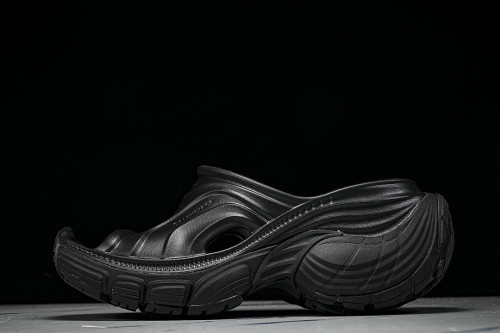 W6XLM 1000 BALENCIAGA 6XL SLIDE CASUAL SLIPPERS BLACK/INKINESS