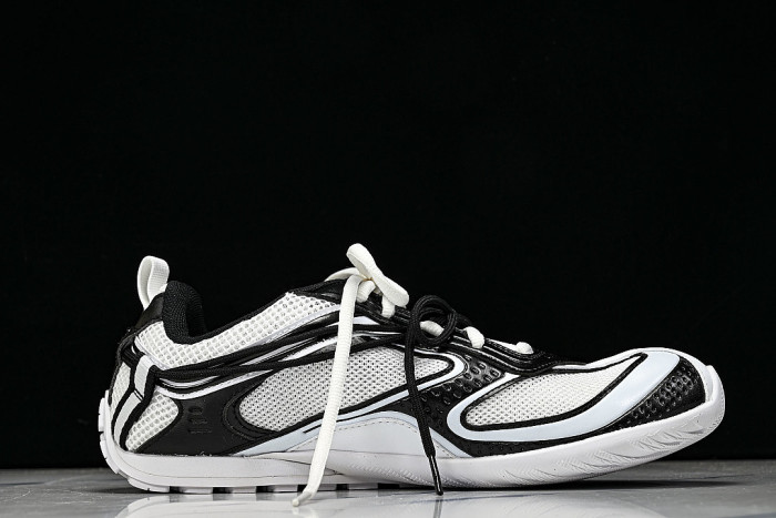 WSTE0 9010 RADAR SNEAKER WHITE/BLACK