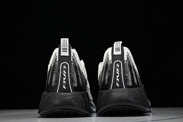 HM9697-100 AVA X SUMMIT WHITE/WHITE/BLACK/BLACK