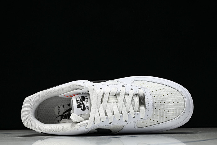 IR0952-100 AIR FORCE 1 07 LOW CASUAL SNEAKERS WHITE/BLACK/WHITE