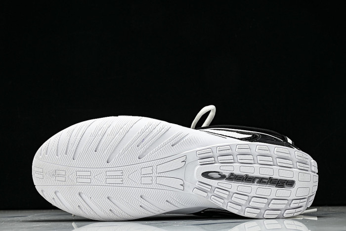 WSTE0 9010 RADAR SNEAKER WHITE/BLACK