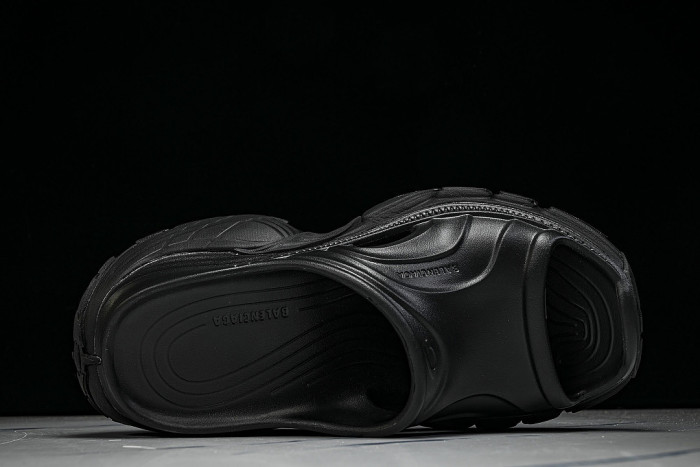 W6XLM 1000 BALENCIAGA 6XL SLIDE CASUAL SLIPPERS BLACK/INKINESS
