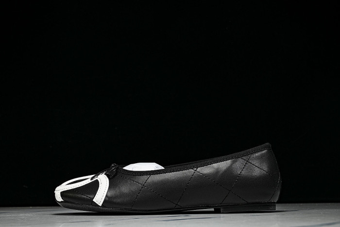 FLAT BALLET SHOES BLACK/WHITE/BLACK