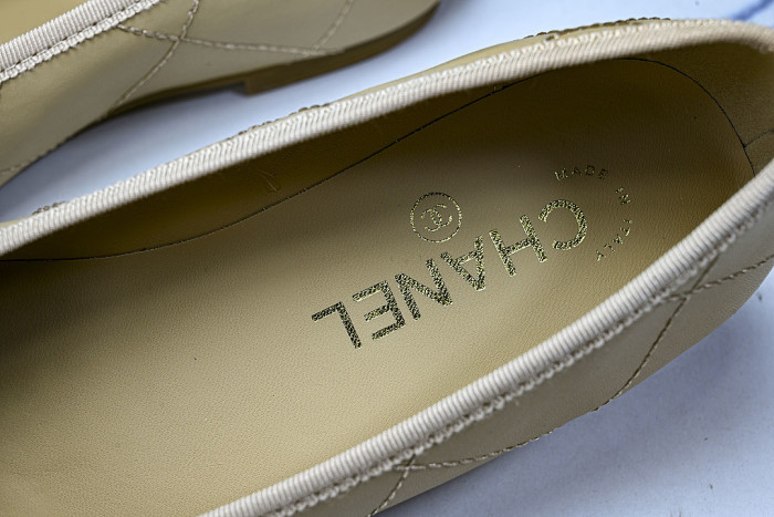 FLAT BALLET SHOES BEIGE/BLACK/BEIGE