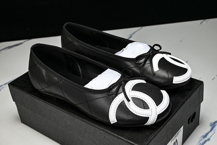 FLAT BALLET SHOES BLACK/WHITE/BLACK