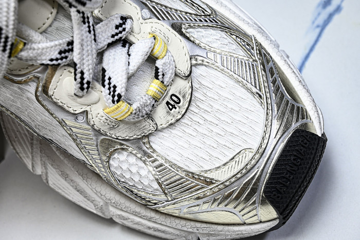 W3XCN 9711 3XL CHARMS MEN FASHIONABLE RUNNING SHOES WHITE/SILVER/YELLOW