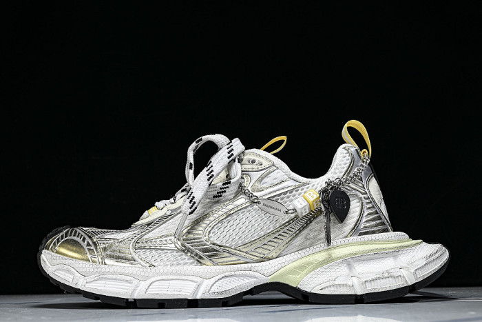W3XCN 9711 3XL CHARMS MEN FASHIONABLE RUNNING SHOES WHITE/SILVER/YELLOW