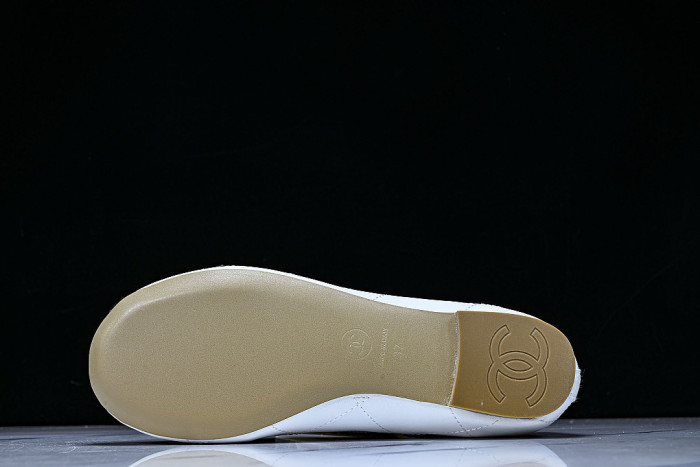 FLAT BALLET SHOES WHITE/BLACK/WHITE