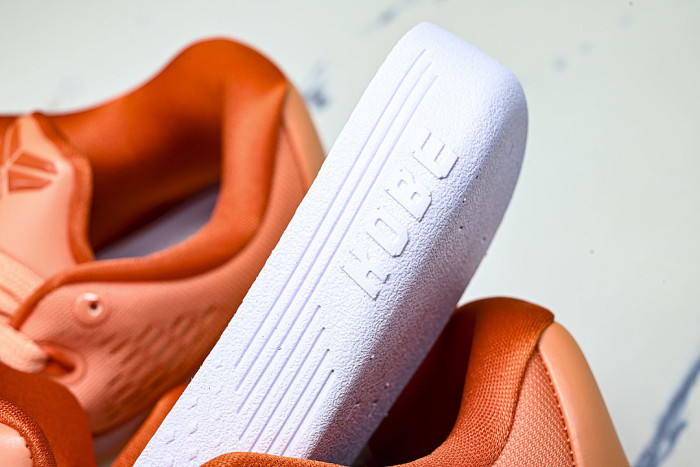 IM6119-800 KOBE 9 ELITE LOW EM PROTRO ORANGE FROST/ICE PEACH/BRILLIANT ORANGE/SUMMIT WHITE