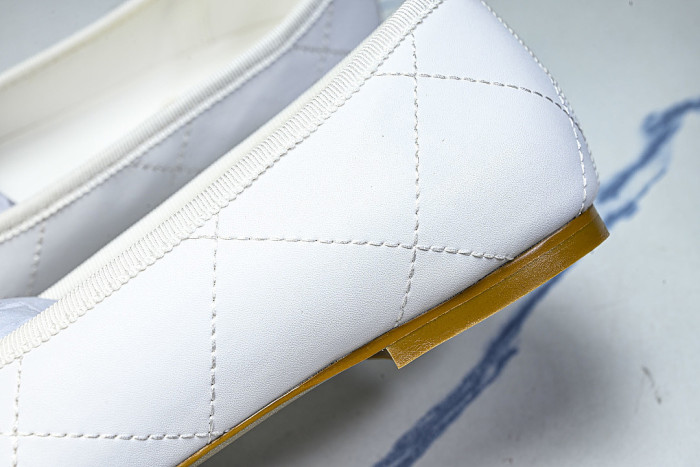 FLAT BALLET SHOES WHITE/BLACK/WHITE