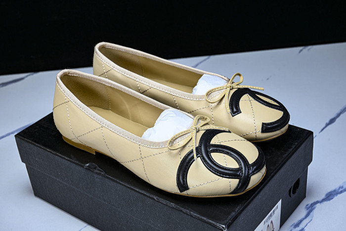 FLAT BALLET SHOES BEIGE/BLACK/BEIGE