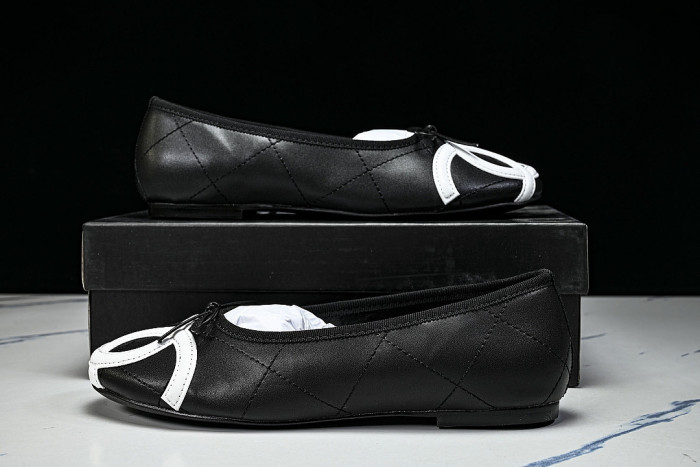 FLAT BALLET SHOES BLACK/WHITE/BLACK