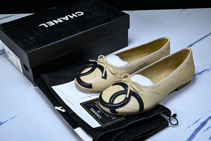 FLAT BALLET SHOES BEIGE/BLACK/BEIGE