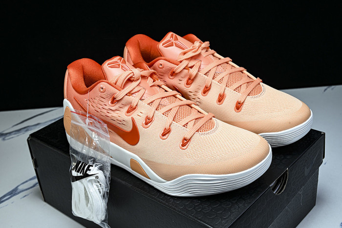 IM6119-800 KOBE 9 ELITE LOW EM PROTRO ORANGE FROST/ICE PEACH/BRILLIANT ORANGE/SUMMIT WHITE