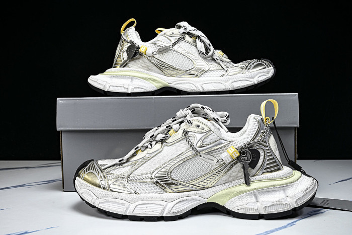 W3XCN 9711 3XL CHARMS MEN FASHIONABLE RUNNING SHOES WHITE/SILVER/YELLOW