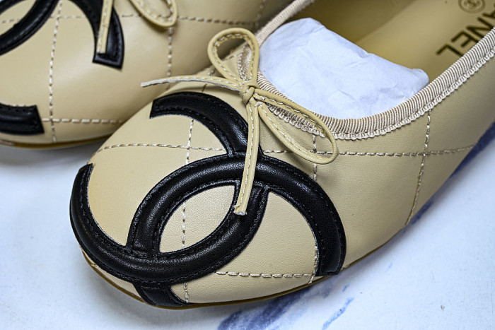 FLAT BALLET SHOES BEIGE/BLACK/BEIGE