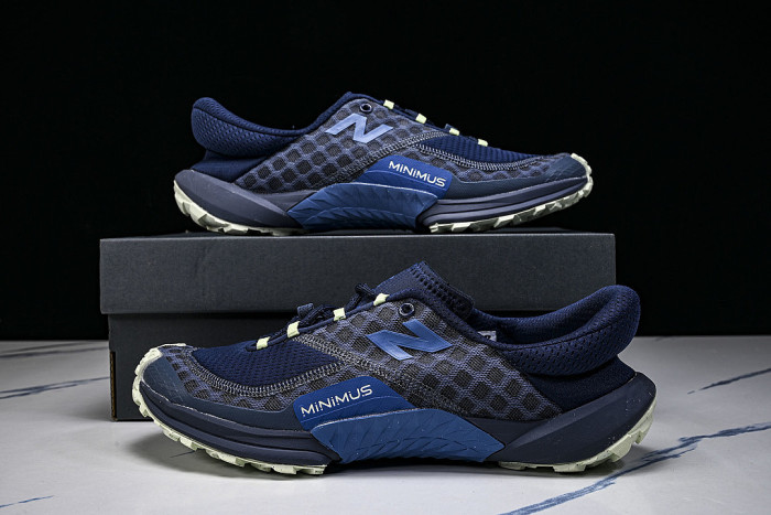 MTM10CL1 NEW BALANCE MINIMUS 10 UNISEX SPORTS AND CASUAL SHOES NAVY BLUE/MIDNIGHT BLUE