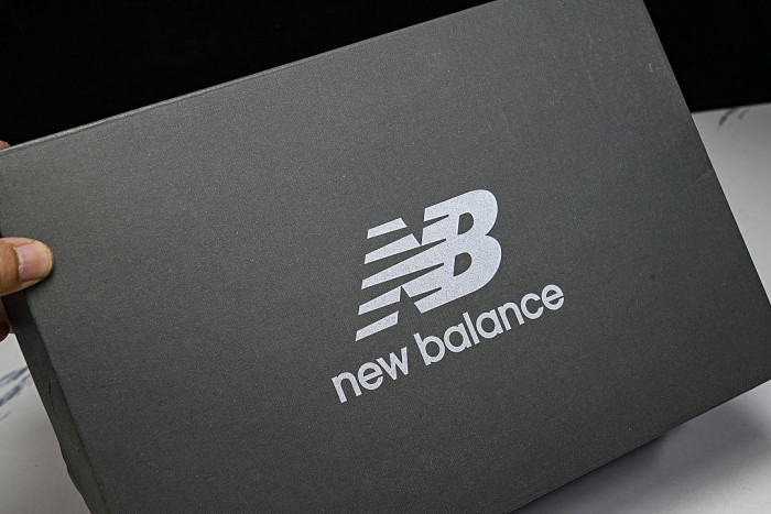 U90606B5 NEW BALANCE 9060 RETRO SPORTY CASUAL LIFE SHOES LIGHT GRAY/GREY