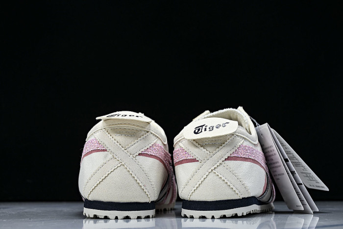 1183A360-205-1 MEXICO 66 SLIP ON CASUAL RUNNING SHOES LIGHT PINK/WHITE