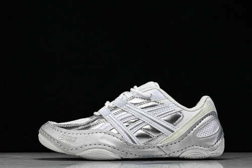1203A879-100 HYPERSYNC RETRO BREATHABLE AND LIGHTWEIGHT GERMAN TRAINING SHOES SILVER/GREY