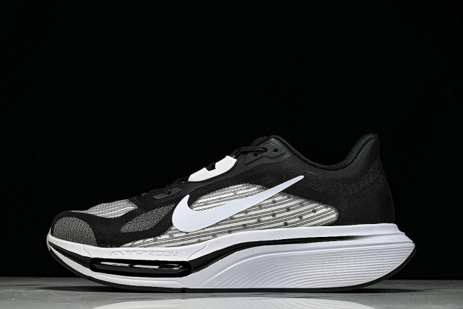 IM2541-002 AIR ZOOM PEGASUS PLUS BREATHABLE AND LIGHTWEIGHT RUNNING SHOES BLACK/WHITE