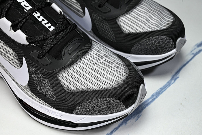 IM2541-002 AIR ZOOM PEGASUS PLUS BREATHABLE AND LIGHTWEIGHT RUNNING SHOES BLACK/WHITE 