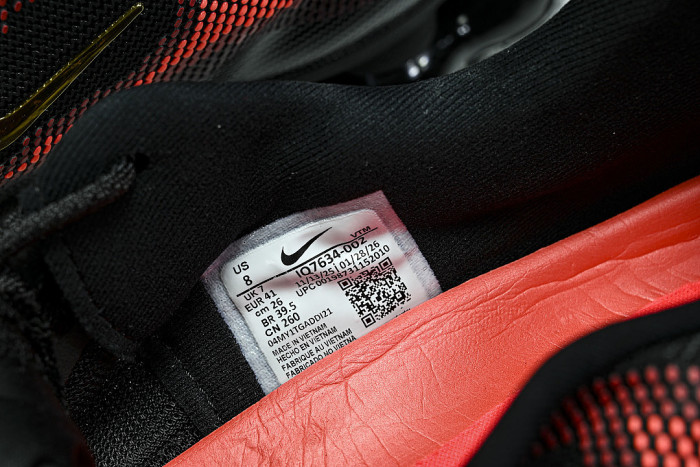 IQ7634-002 AIR LIQUID MAX AIR CUSHIONED RUNNING SHOES RED/BLACK