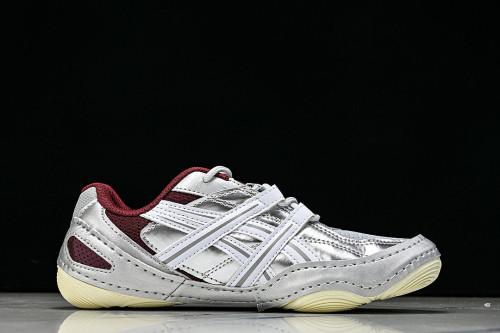 1203A879-020 HYPERSYNC BREATHABLE LIGHTWEIGHT AND THIN SOLED GERMAN TRAINING SHOES SILVER/GREY
