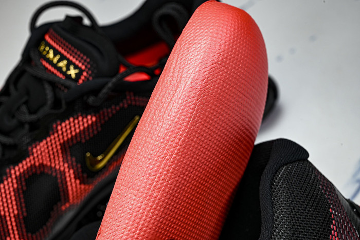 IQ7634-002 AIR LIQUID MAX AIR CUSHIONED RUNNING SHOES RED/BLACK
