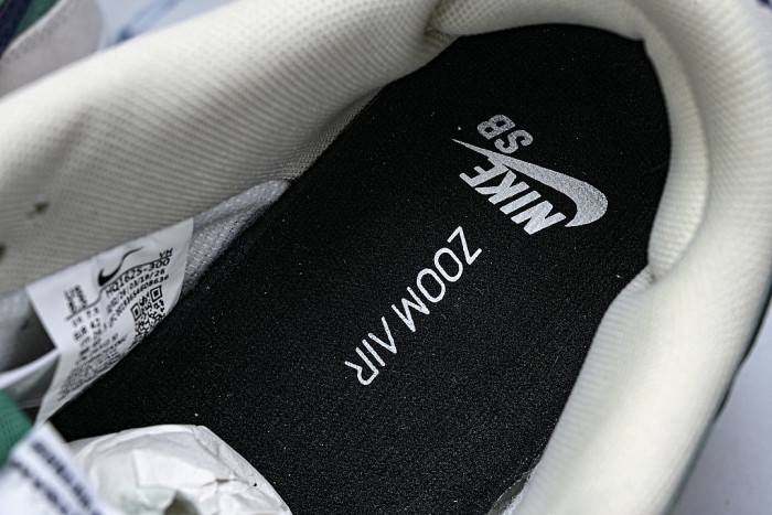 HQ1625-300 DUNK LOW CASUAL SNEAKERS DARK GREEN/LIGHT GRAY
