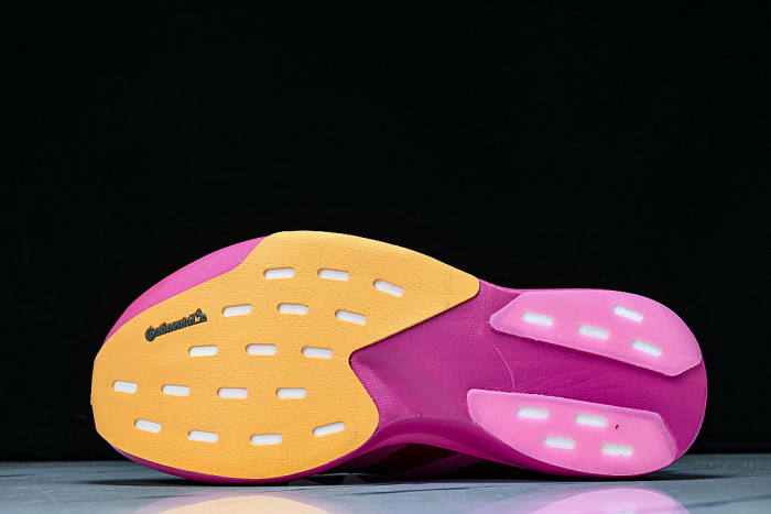 KI6902 EVO SL ULTRA LIGHT BREATHABLE AND SHOCK-ABSORBING RUNNING SHOES DARK PINK/PINK