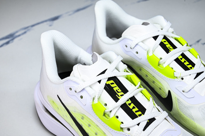 IM2541-101 AIR ZOOM PEGASUS PLUS BREATHABLE AND LIGHTWEIGHT RUNNING SHOES GREEN/LIGHT GREEN