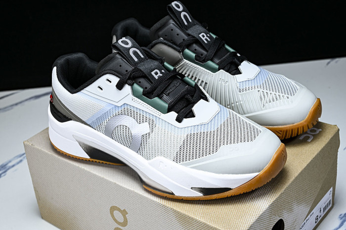 3MF30100117 ON RUNNING THE ROGER PRO FIRE GREY/WHITE/BLACK