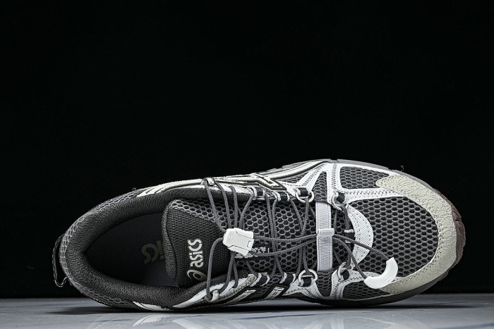 1203B031-025 GEL-KAHANA 8 FL OUTDOOR LEISURE HIKING AND RUNNING SHOES SILVER/BLACK