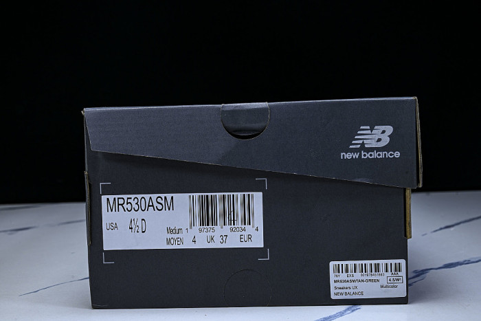 MR530ASM NEW BALANCE 530 SERIES OF RETRO CASUAL RUNNING SHOES WHITE/BLACK