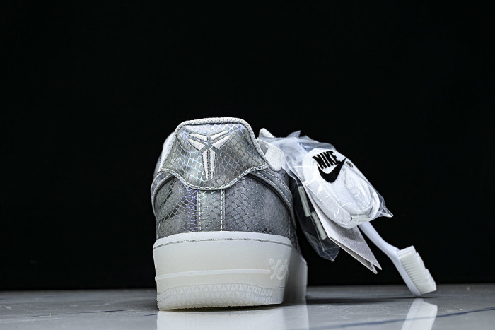 II3925-400 AIR FORCE 1 07 LOW CASUAL SNEAKERS LIGHT GRAY/GREY