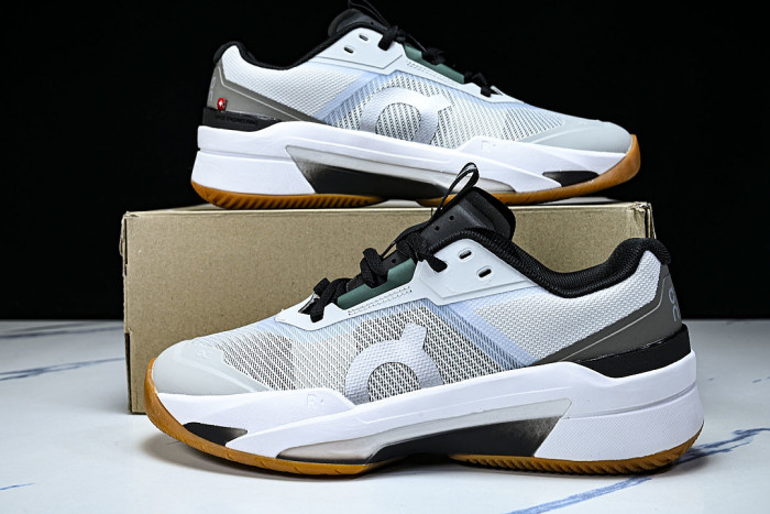 3MF30100117 ON RUNNING THE ROGER PRO FIRE GREY/WHITE/BLACK