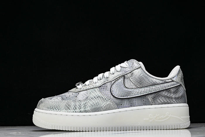 II3925-400 AIR FORCE 1 07 LOW CASUAL SNEAKERS LIGHT GRAY/GREY