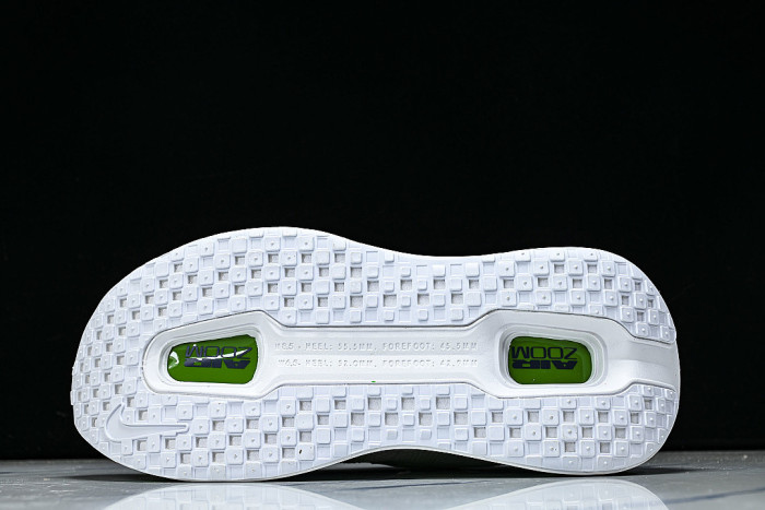 HQ2050-102 AIR ZOOM VOMERO PREMIUM WHITE/GREEN