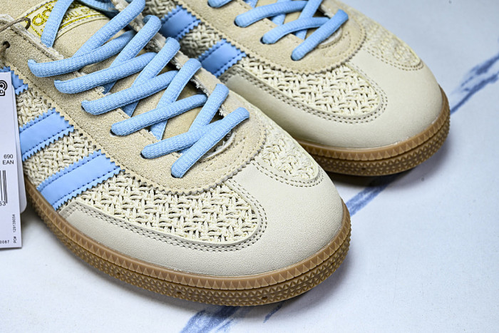 JQ8410 HANDBALL SPEZIAL SAND STRATA/PRELOVED BROWN/CLEAR SKY