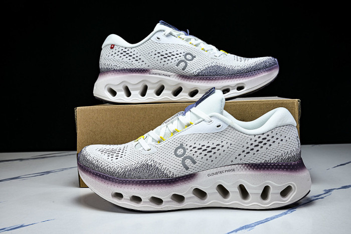 ON RUNNING CLOUDTILT LIGHTWEIGHT CASUAL SHOES WHITE/GREY