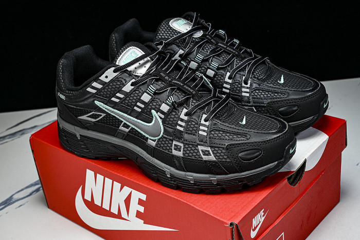 IR1477-010 P-6000 BLACK/HYPER TURQUOISE/COOL GREY/METALLIC COOL GREY