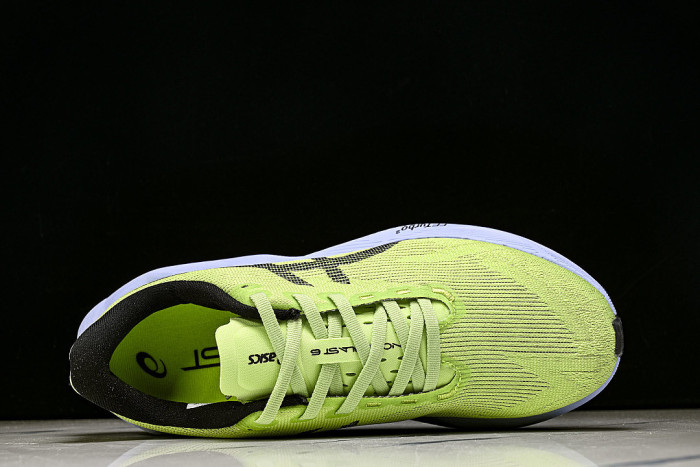 1011C243-750 NOVABLAST 6 WEAR-RESISTANT RUNNING SHOES GREEN/BLACK/GREEN