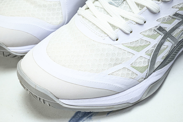 1072A092-100 GEL-TACTIC 12 WHITE/PURE SILVER