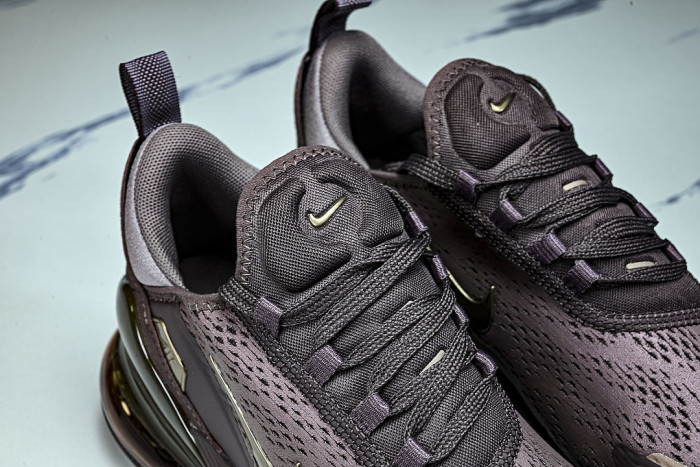 IO9884-501 AIR MAX 270 PREMIUM TATTOO/TAUPE GREY/METALLIC SILVER/METALLIC RED BRONZE