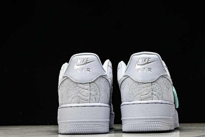 IO1259-400 AIR FORCE 1 LOW 07 PRM HYDROGEN BLUE/METALLIC SILVER