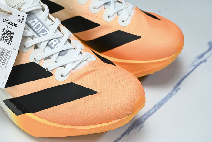 KI4780 ADIZERO ADIOS 4 M LOW-CUT RUNNING SHOES WHITE/ORANGE/BLACK