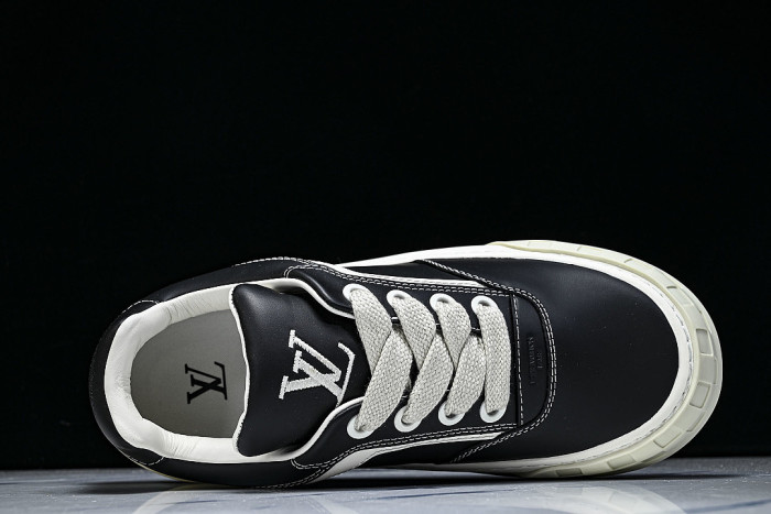1AJTHL NUBUCK LEATHER SPORTS RUNNING SHOES BLACK/WHITE
