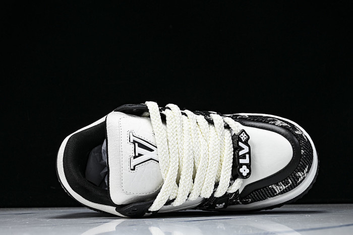 TRAINER MAXI XIAOPANG AND DINGPANG STYLE SHOES BLACK/WHITE